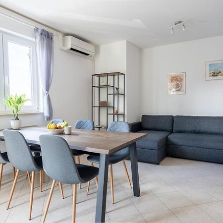 Charmante Wohnung Fusslaeufig Zum Meer In フンタナ エクステリア 写真