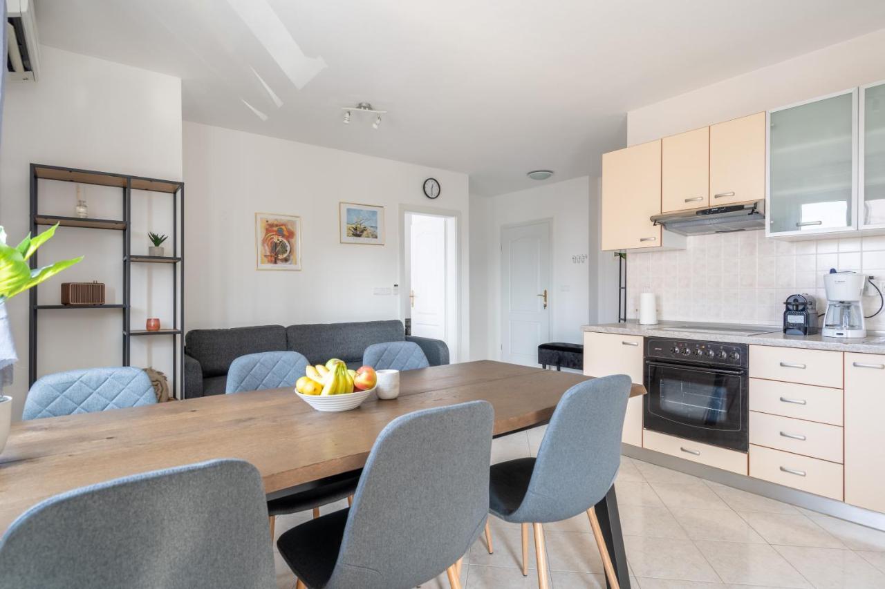 Charmante Wohnung Fusslaeufig Zum Meer In フンタナ エクステリア 写真